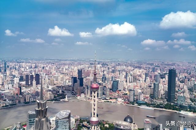 上海奴性保姆月薪高达18万富人玩得就是任性(图1)