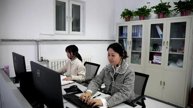 北京住家保姆被机器人取代独居老人养老再也不用担心了？(图2)