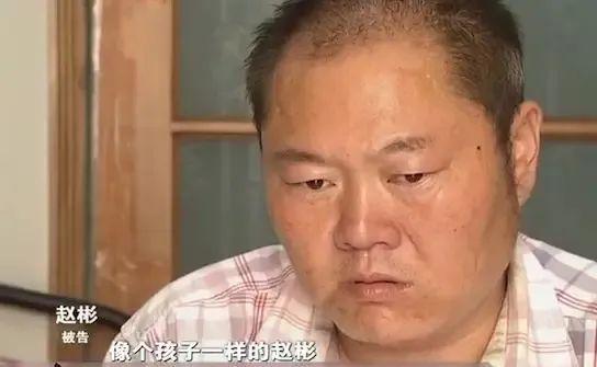 邻居假扮保姆鹊巢鸠占将房主赶出家门流落街头还要14万保姆费(图5)